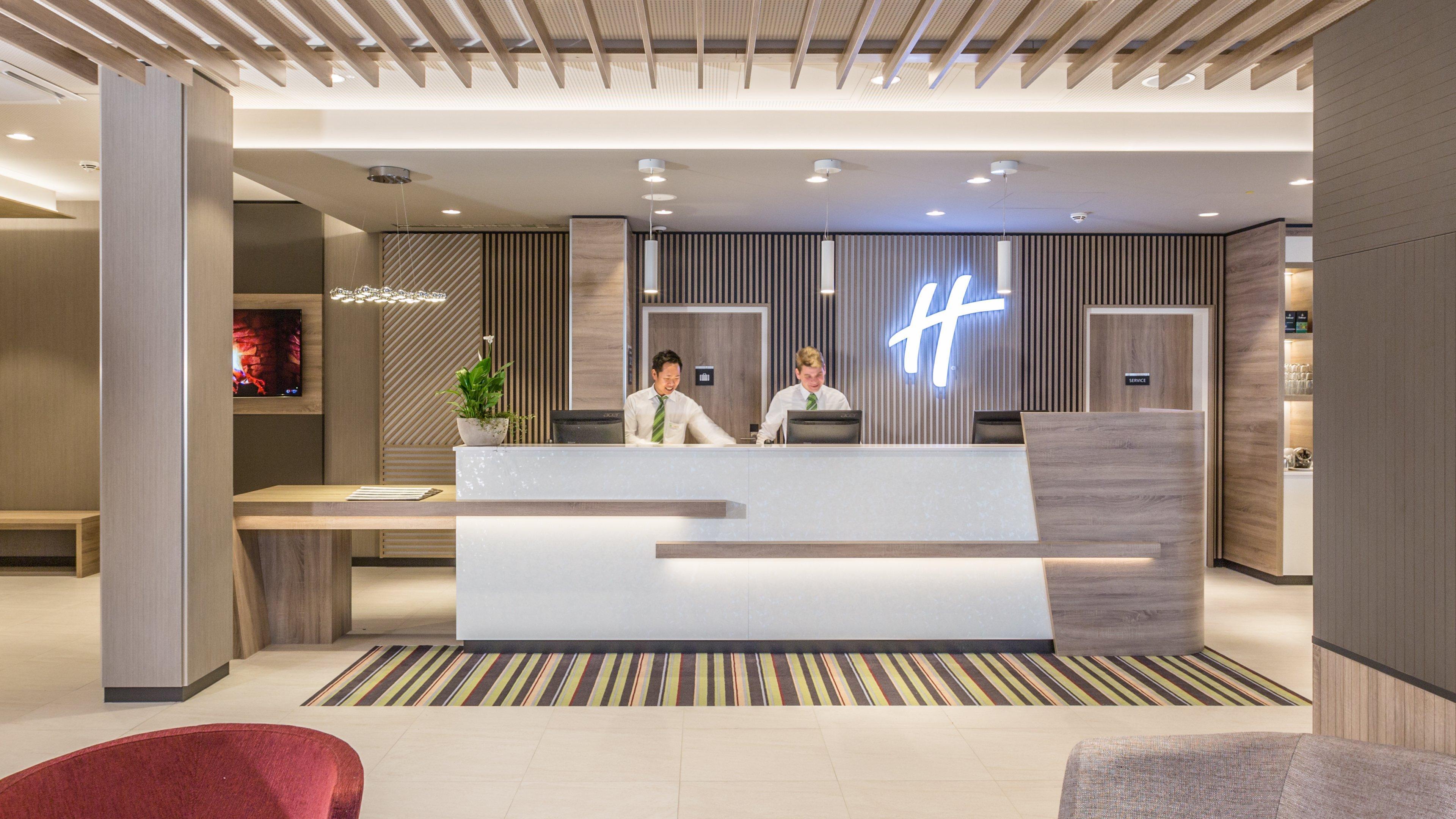 Hotel - East 4*