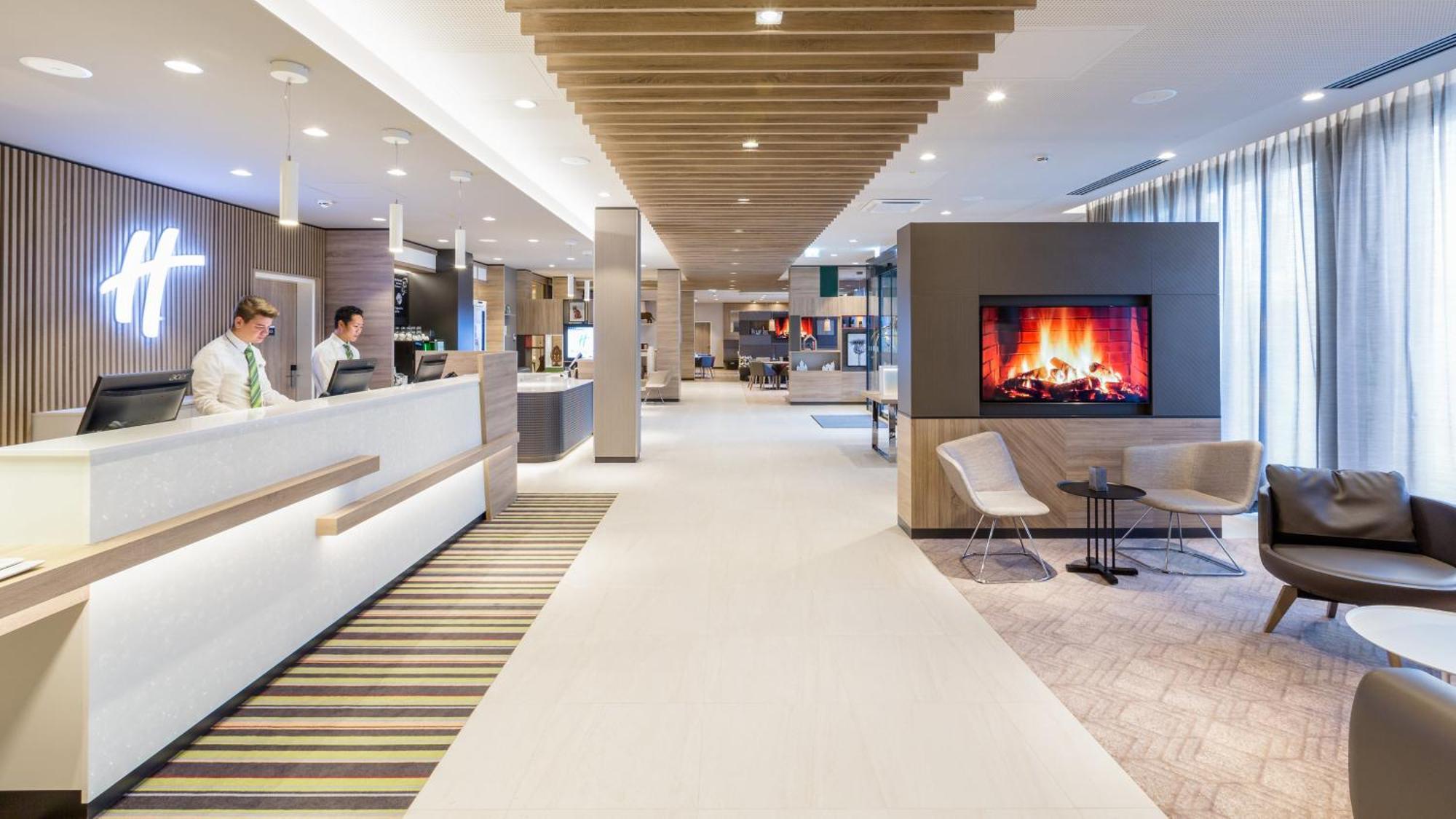 - East, An Ihg Отель Мюнхен